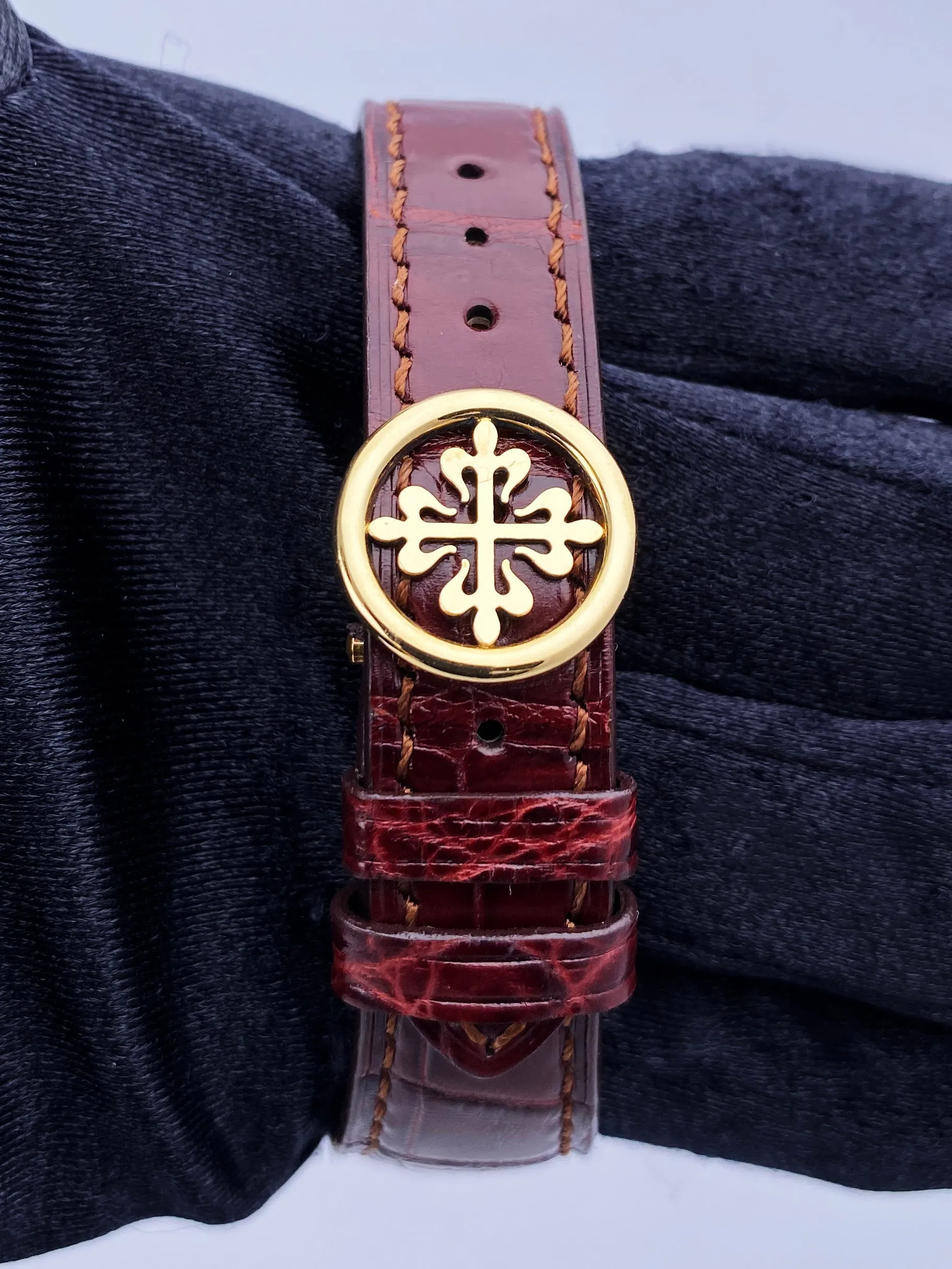 Patek Philippe Calatrava Travel Time 5134J 18K Yellow Gold Mens Watch
