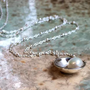Pearl Minimalist Necklace - Luna.