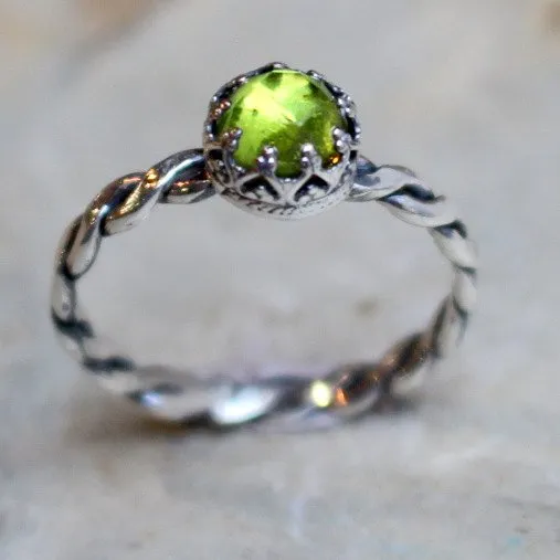 Peridot Green Sterling Silver Ring - Our Dream.