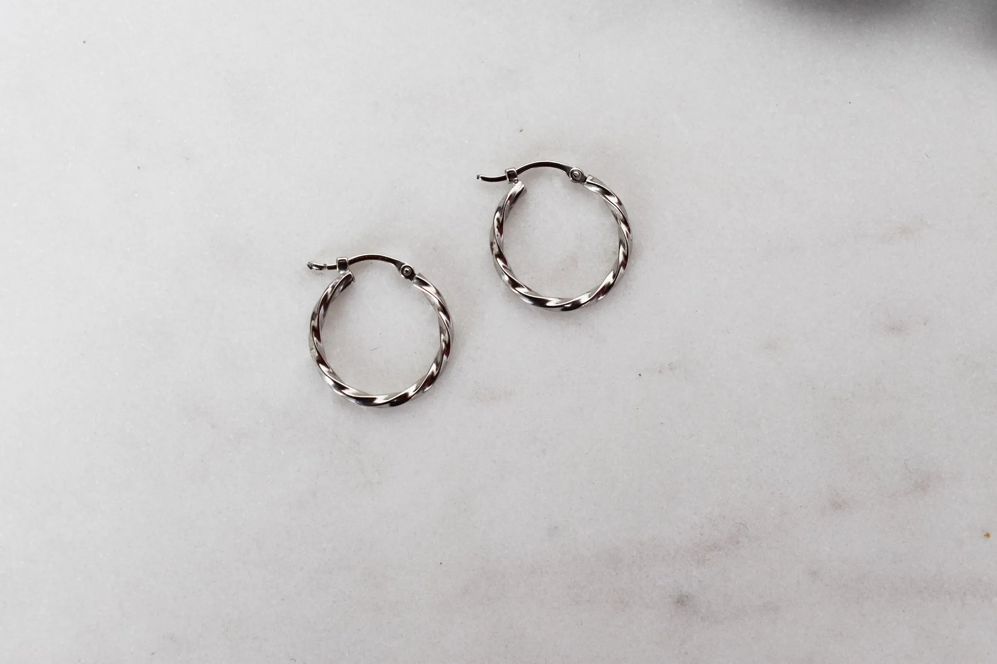 Rope Round Tube White Gold Hoop Earrings