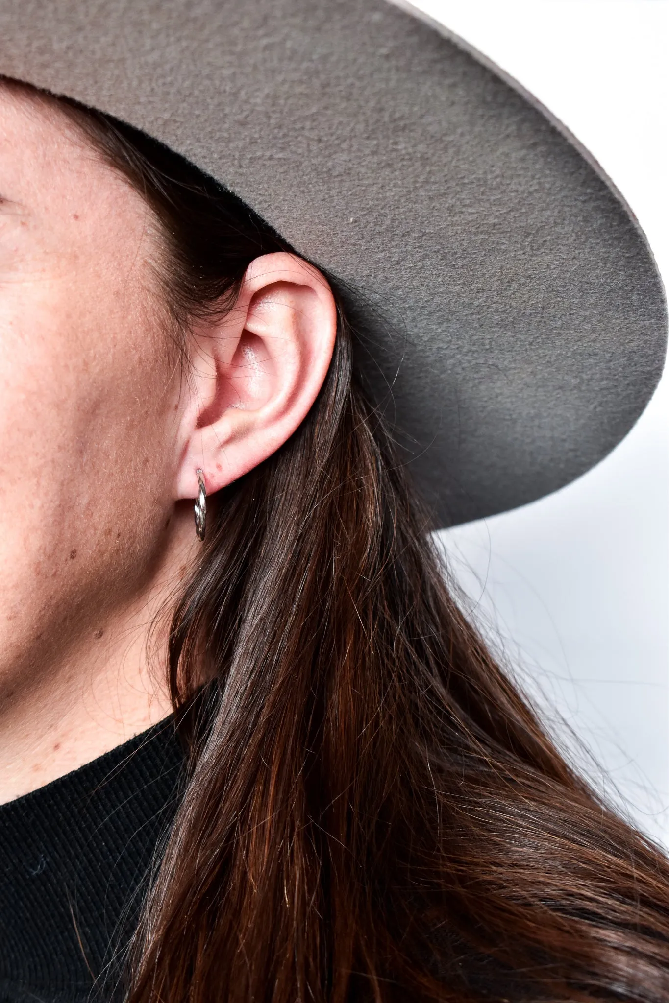 Rope Round Tube White Gold Hoop Earrings