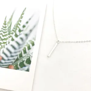Rylee Hanging Column Bar Necklace | Silver