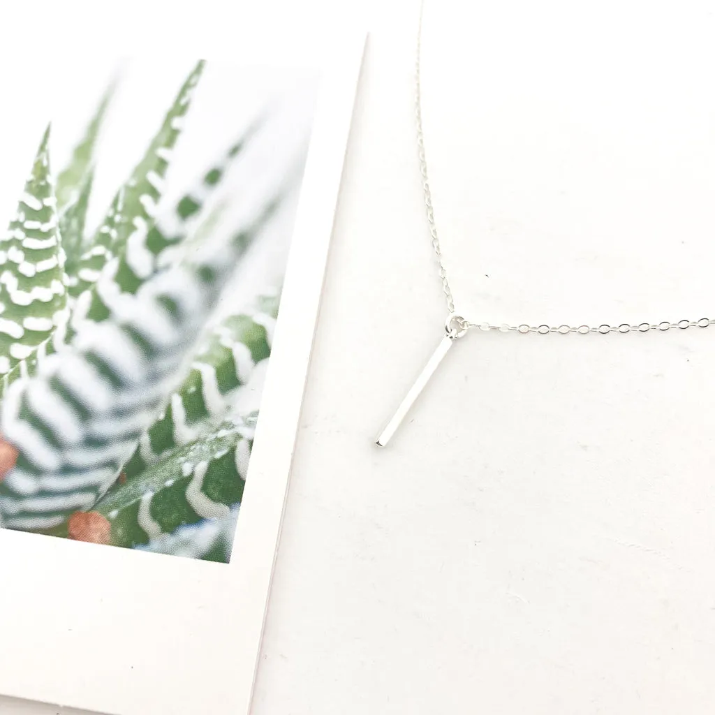 Rylee Hanging Column Bar Necklace | Silver