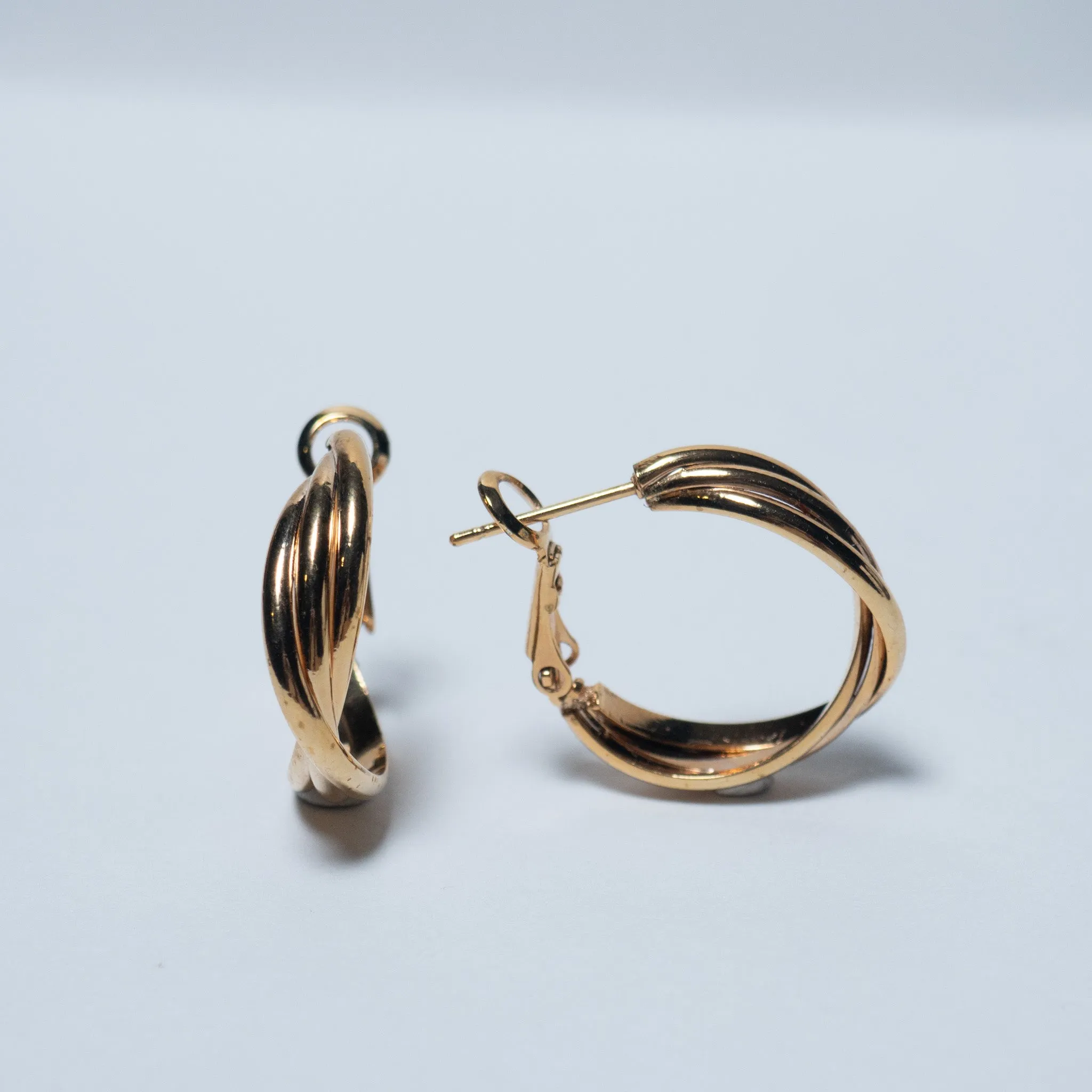 Semmi Small Swirl Hoop Earrings
