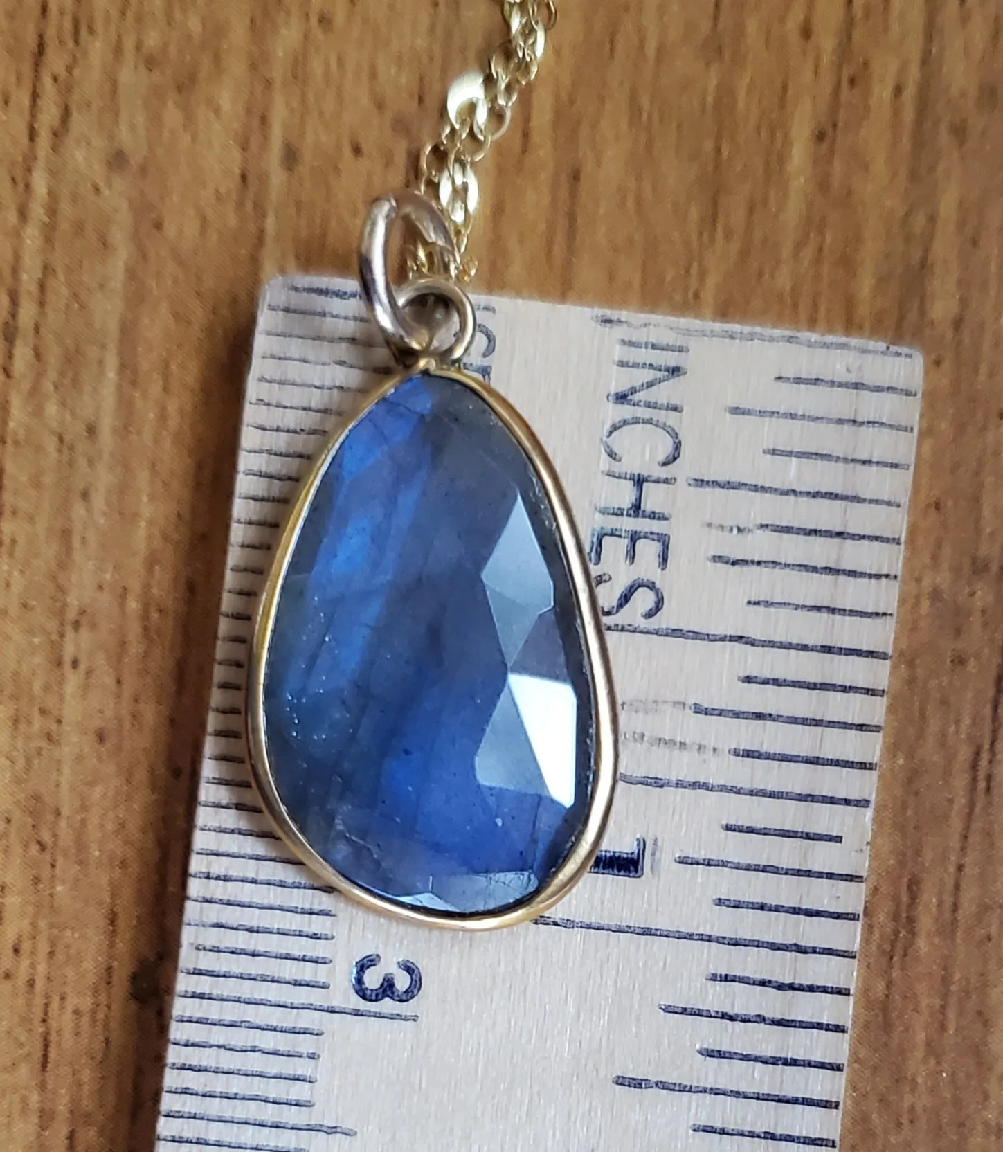 Simon & LuLu labradorite and diamond nk