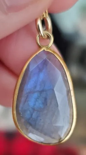 Simon & LuLu labradorite and diamond nk