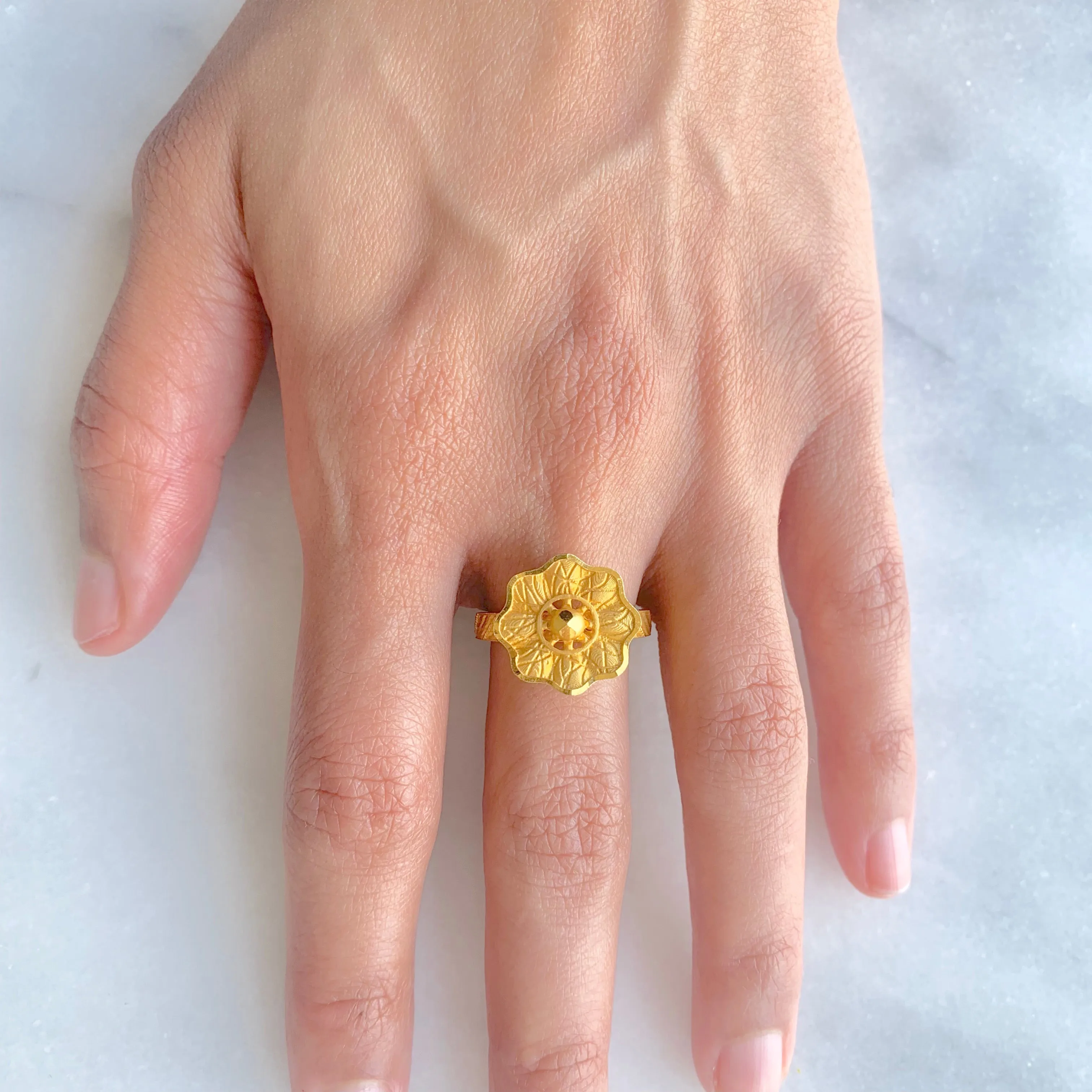 Simple Matte Flower Ring