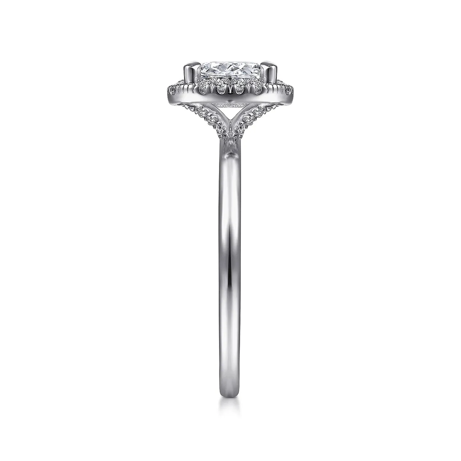 Simple Oval Cut Halo Diamond Engagement Ring Mounting
