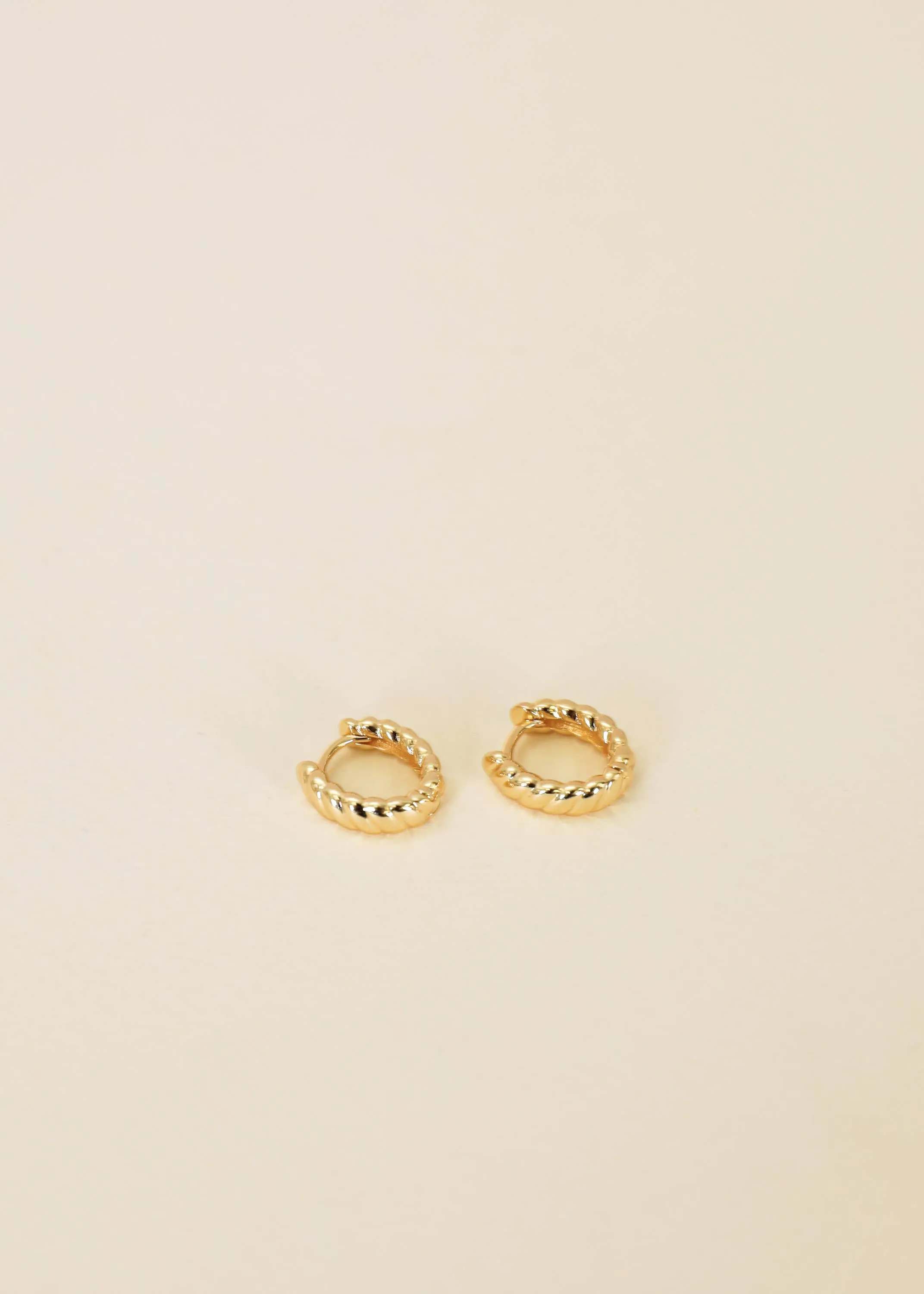 Small Channel Gold Hoop