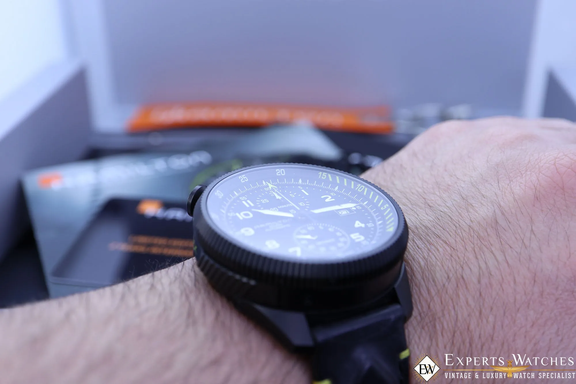 Sold!!! HAMILTON TAKEOFF Limited Edition H76786733 BullHead Chronograph KHAKI Aviation