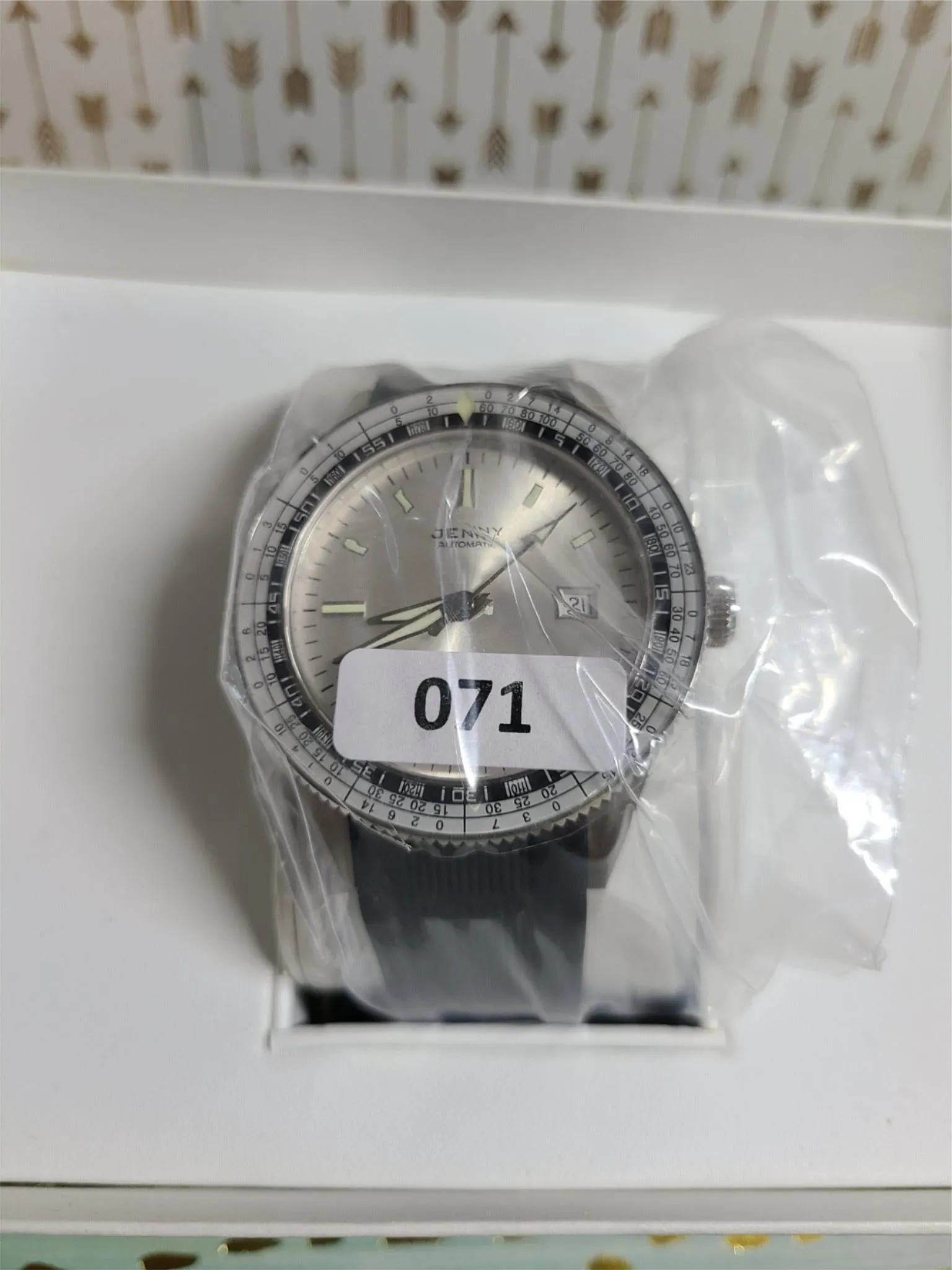 SOLD!!  New Jenny Caribbean 300 Silver Dive Diving Watch by DOXA Limited Edition