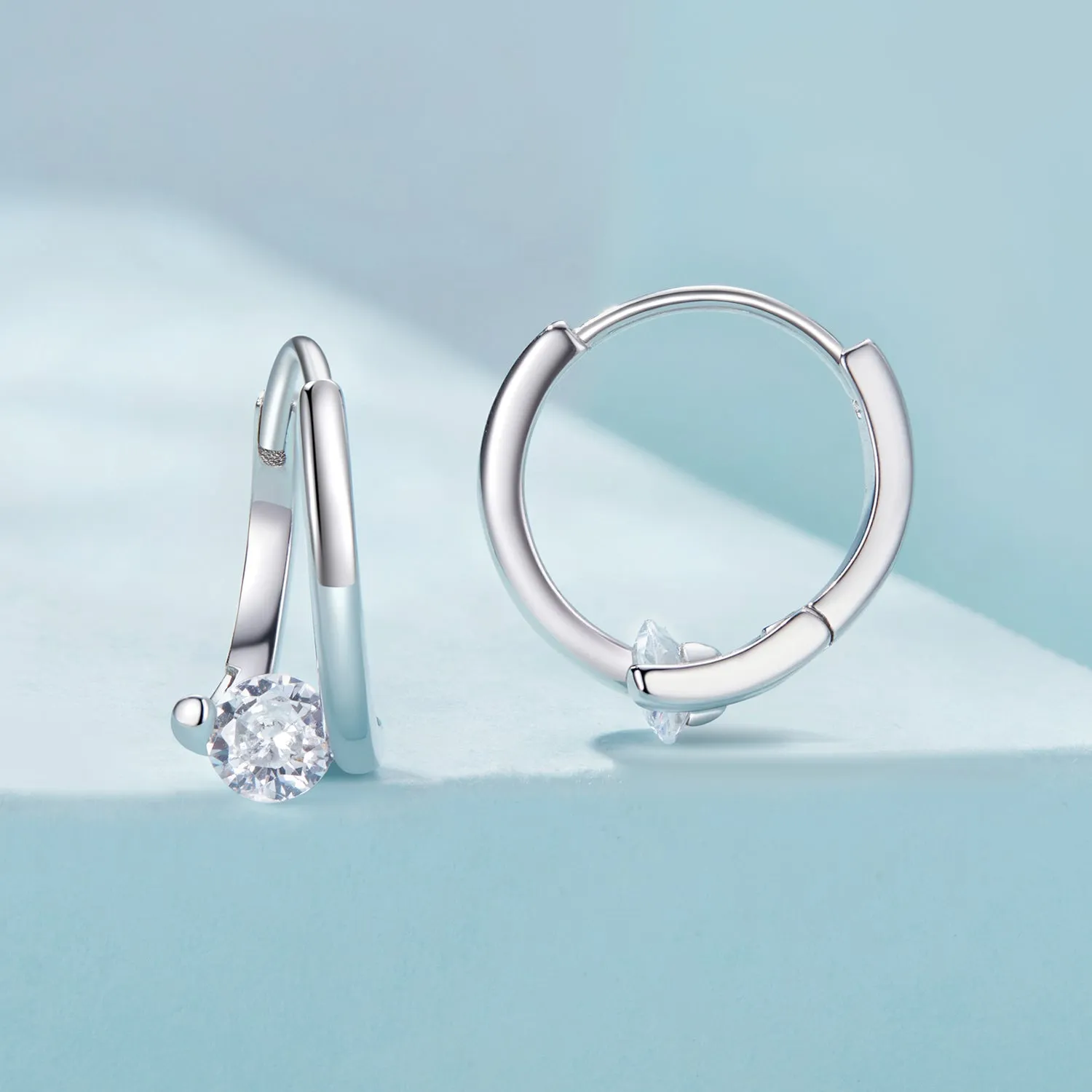 Solitaire Round Hoop Earrings