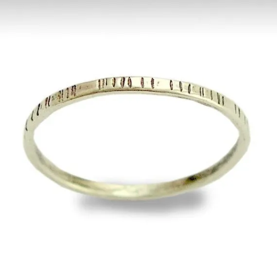 Stacking ring, Thin Midi ring, grooved ring, skinny silver ring, simple ring, silver wedding band, unisex band, delicate band - Time R1594