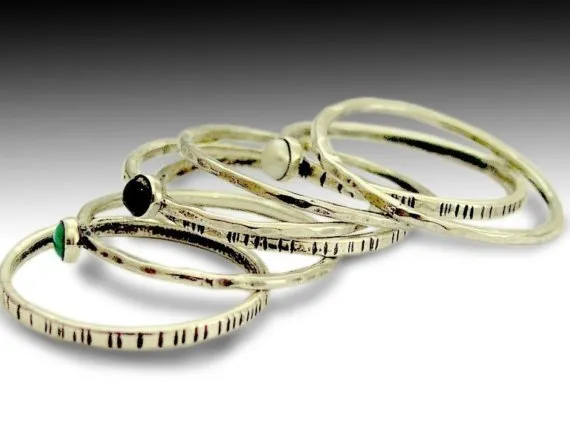 Stacking ring, Thin Midi ring, grooved ring, skinny silver ring, simple ring, silver wedding band, unisex band, delicate band - Time R1594
