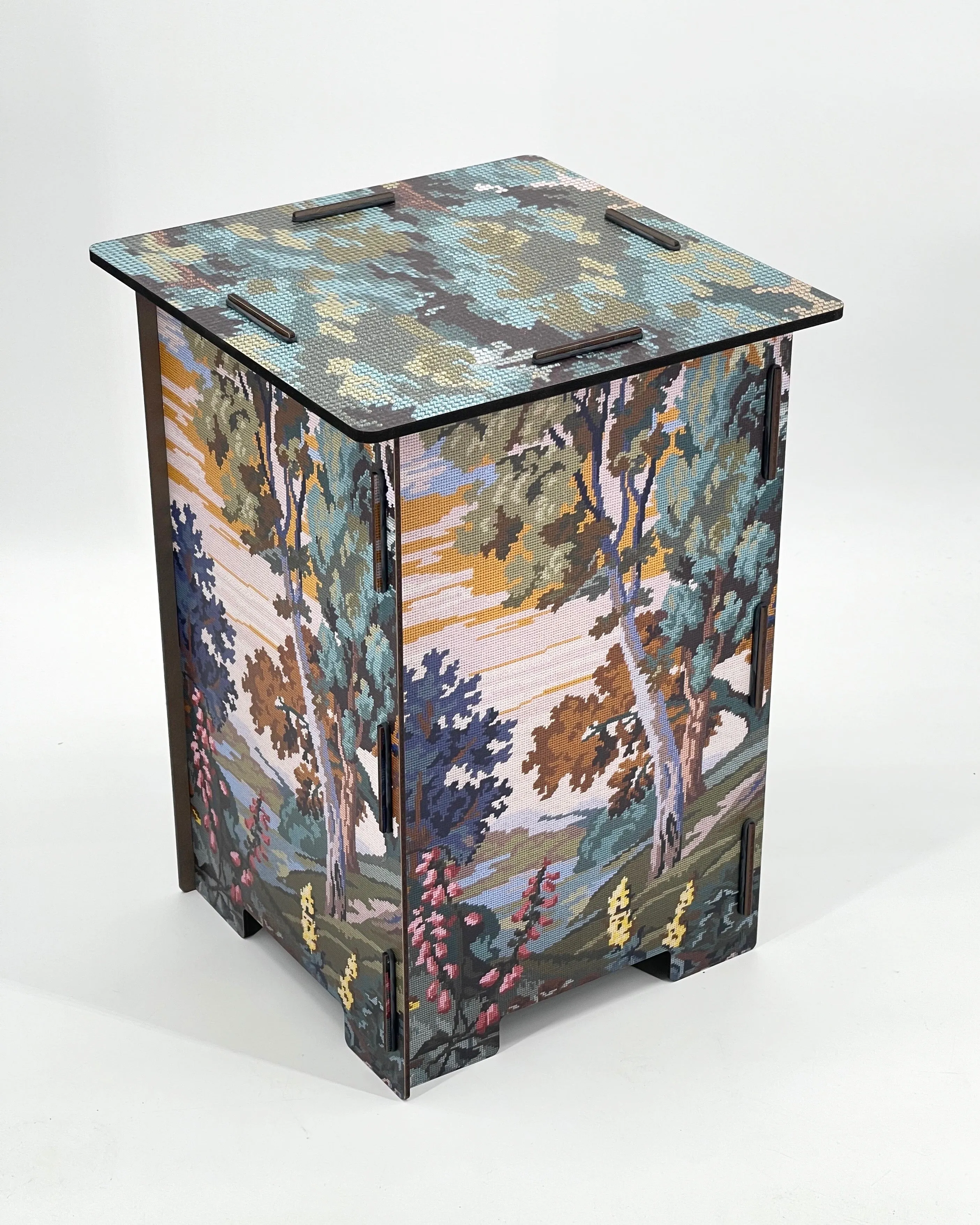 Stool / Side Tables
