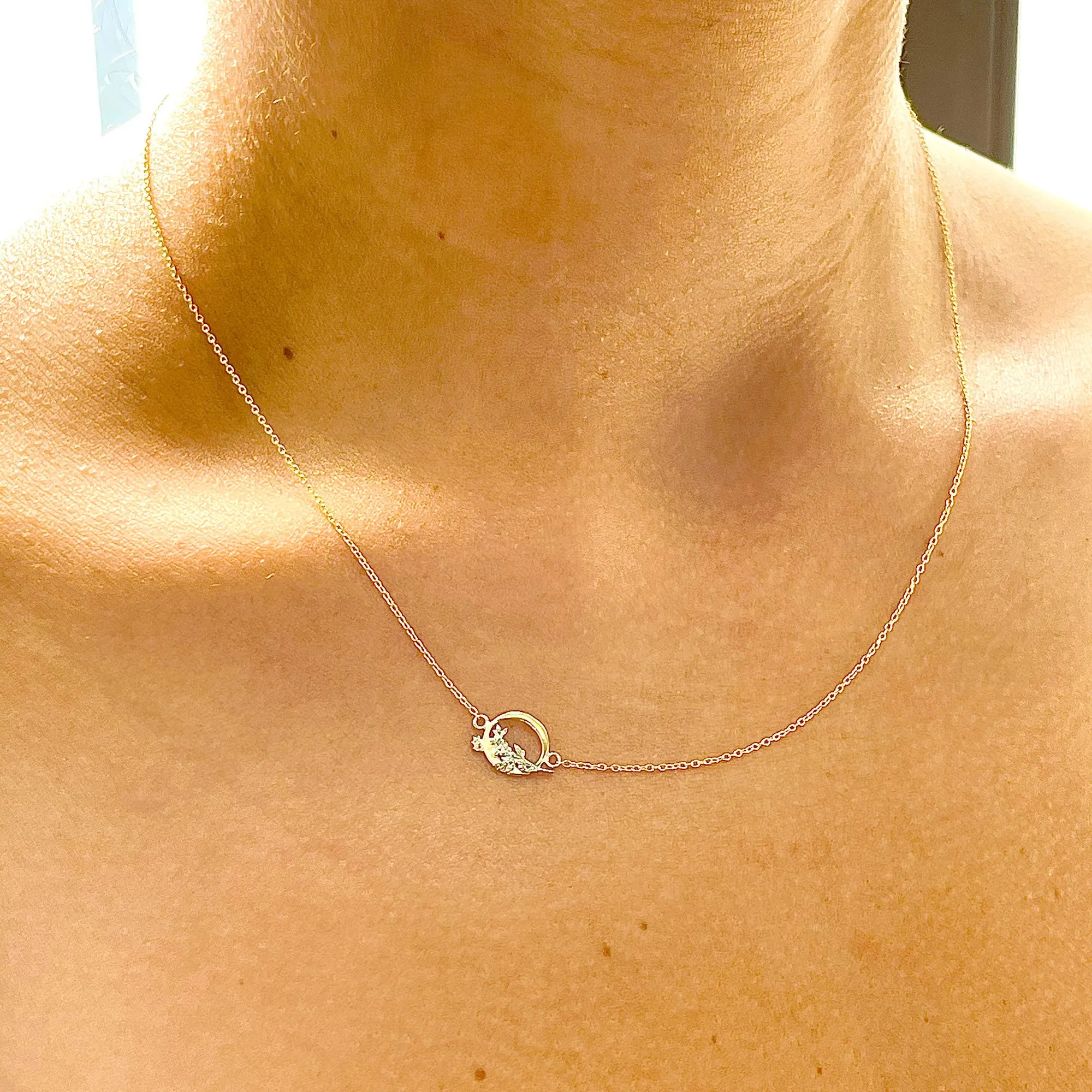Stunning minimalist Design 14K Solid Yellow And White Gold Tree Of Life In Circle of Love Life Pendent Necklace Wedding Bridal Gift