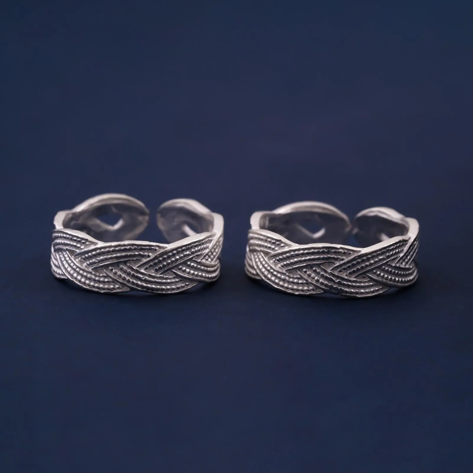 Stylish Braided Silver Toe Rings