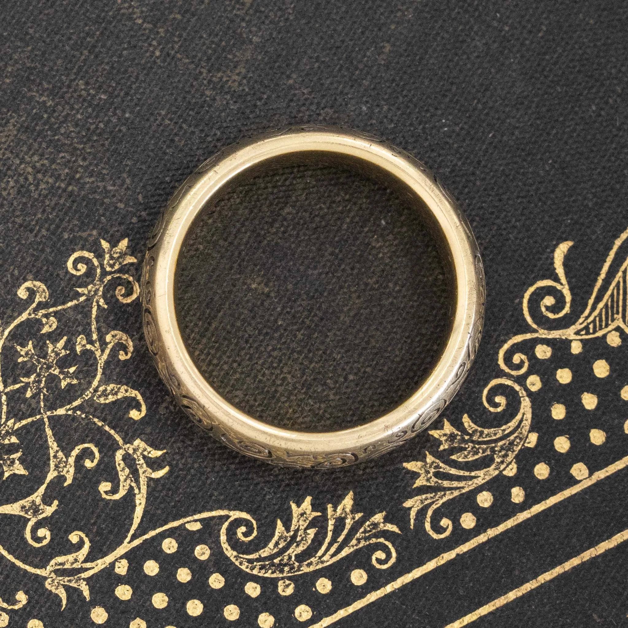 Swirl Band by MC Paris
