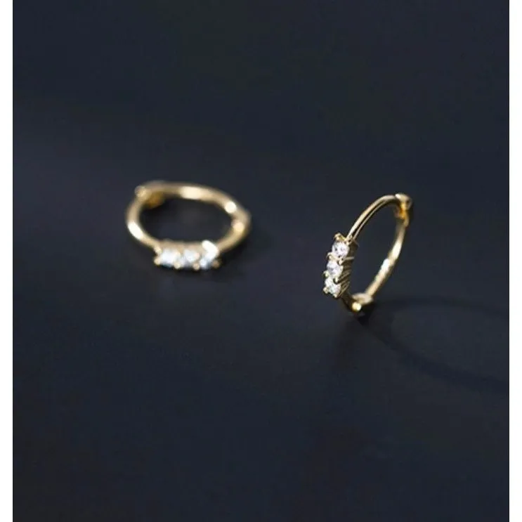 Tiny CZ Diamonds Hoop Earrings-SH030