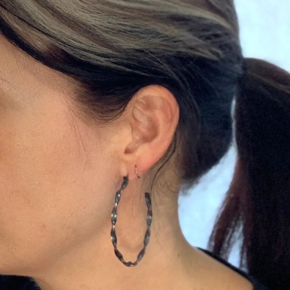 twist hoop earrings
