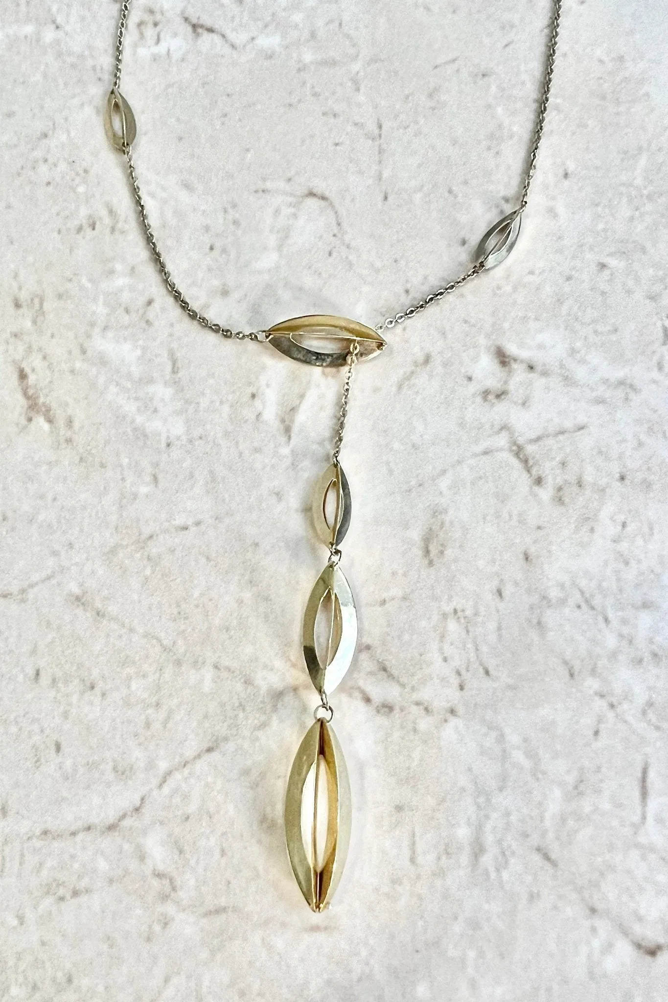 Vintage 14 Karat Yellow Gold Lariat Necklace