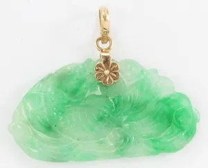 Vintage 18K Gold Translucent Mossy Jade Chinese Carved Fish Pendant