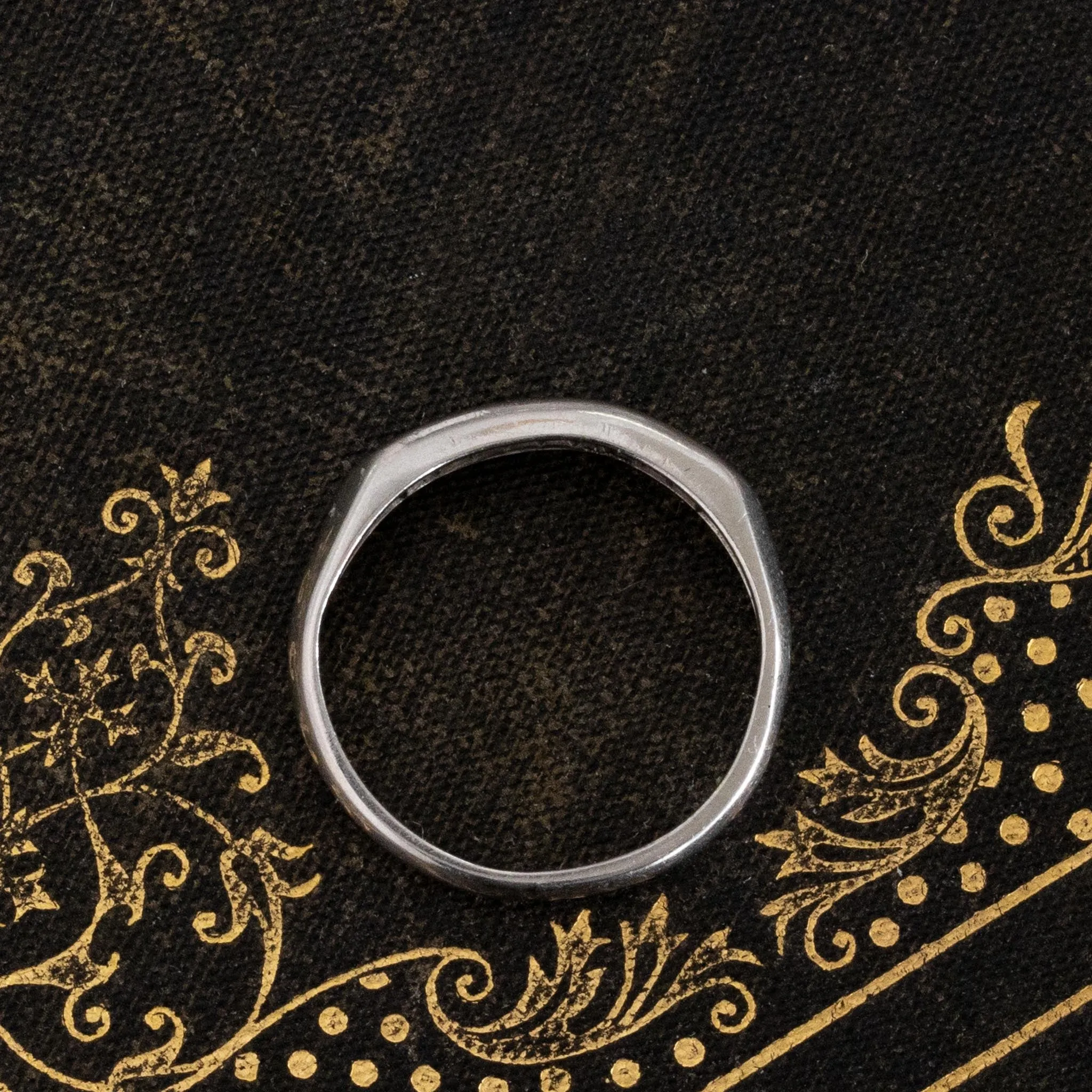 Vintage 7-Stone Diamond Band