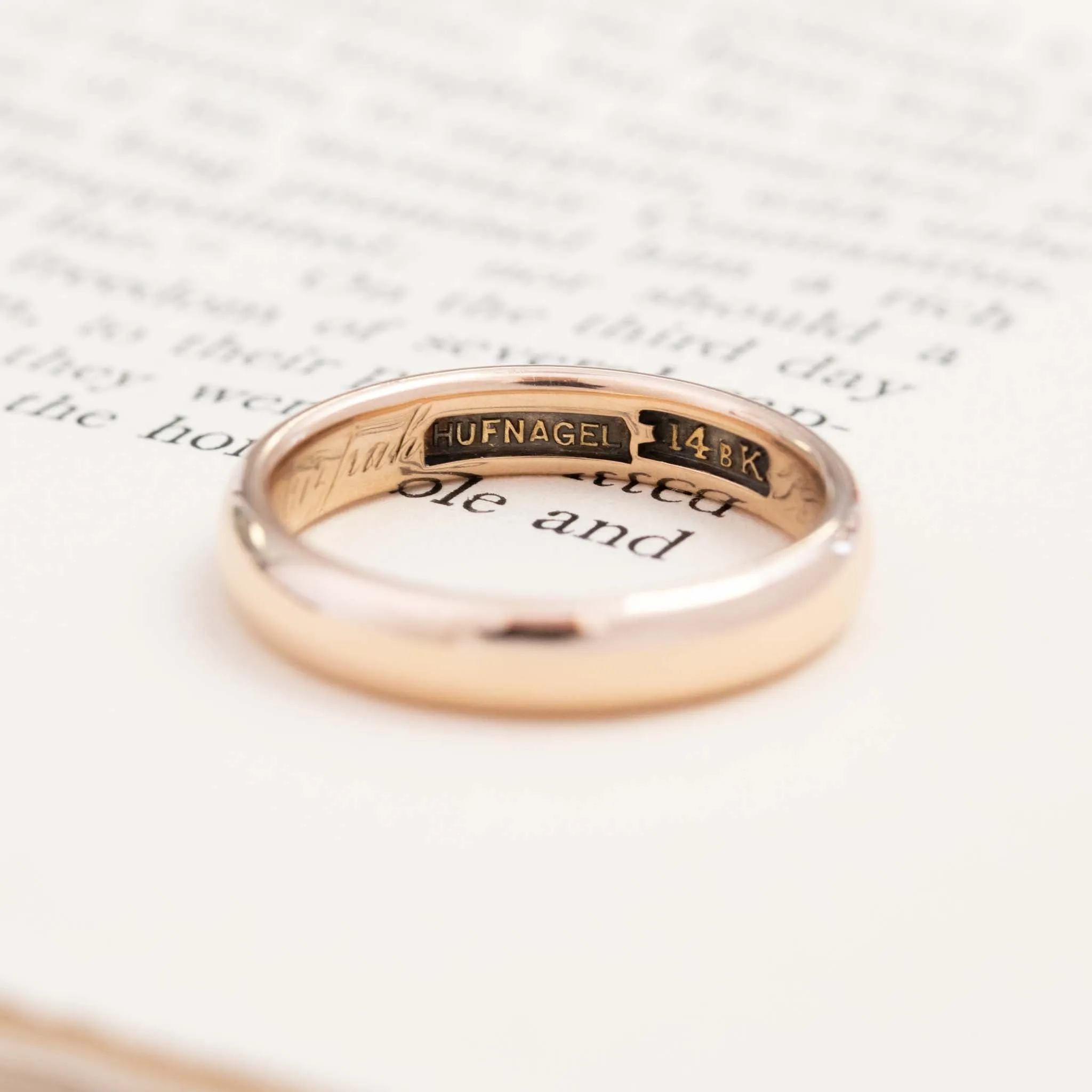 Vintage Gold Wedding Band, 4.2mm