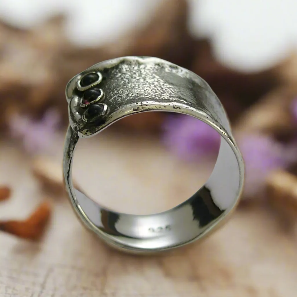 Wide Silver Opals Ring - Hug Me.